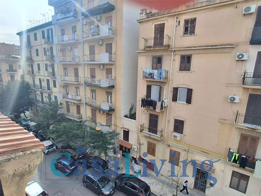 Immagine 21 di Appartamento in affitto  in Via Andrea Chiaramonte 4 a Palermo
