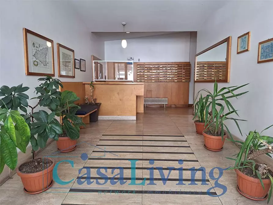 Immagine 8 di Appartamento in vendita  in Via Mariano Stabile 110 a Palermo
