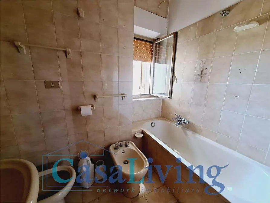 Immagine 24 di Appartamento in vendita  in Via Mariano Stabile 110 a Palermo