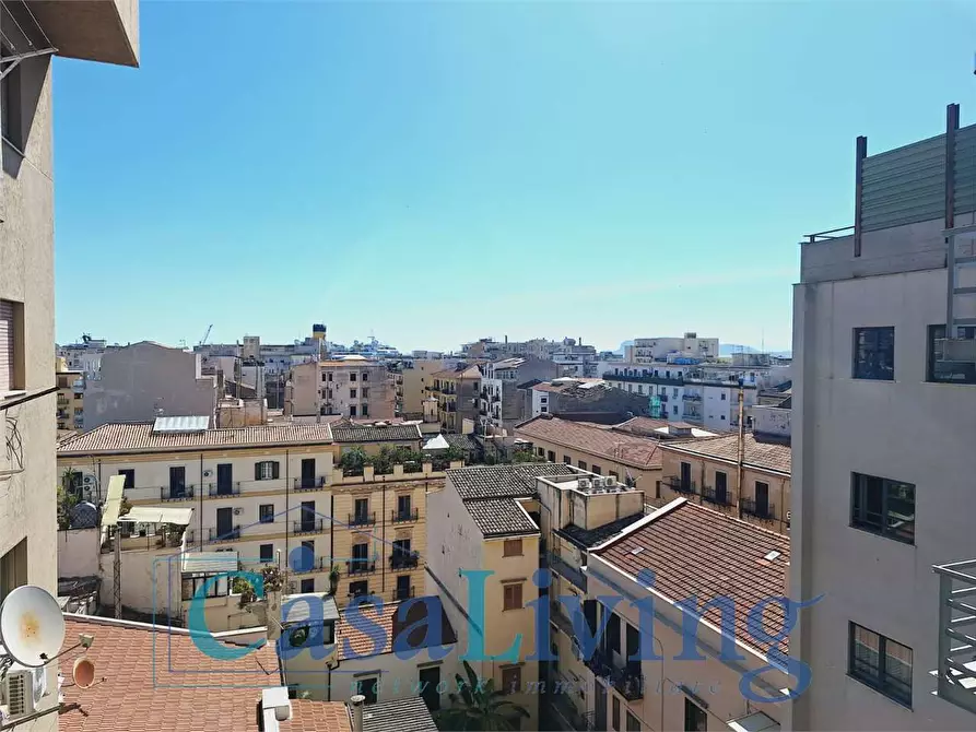 Immagine 29 di Appartamento in vendita  in Via Mariano Stabile 110 a Palermo