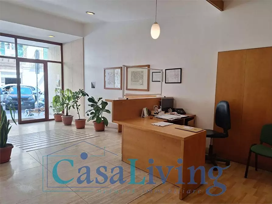 Immagine 9 di Attico in vendita  in Via Mariano Stabile 110 a Palermo