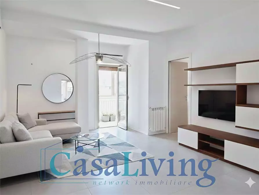 Immagine 17 di Attico in vendita  in Via Mariano Stabile 110 a Palermo