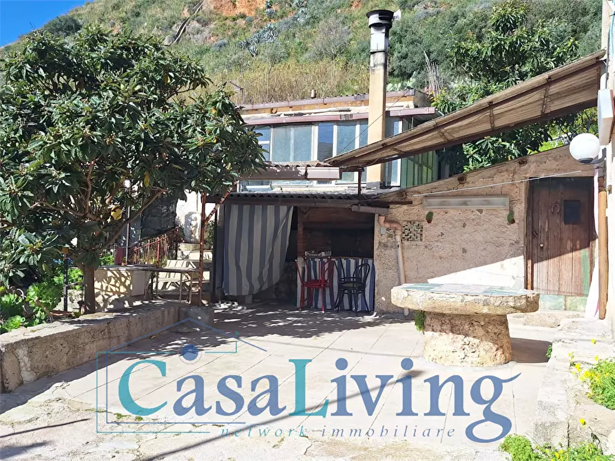 Immagine 36 di Villa in vendita  in via Favara 23 a Monreale