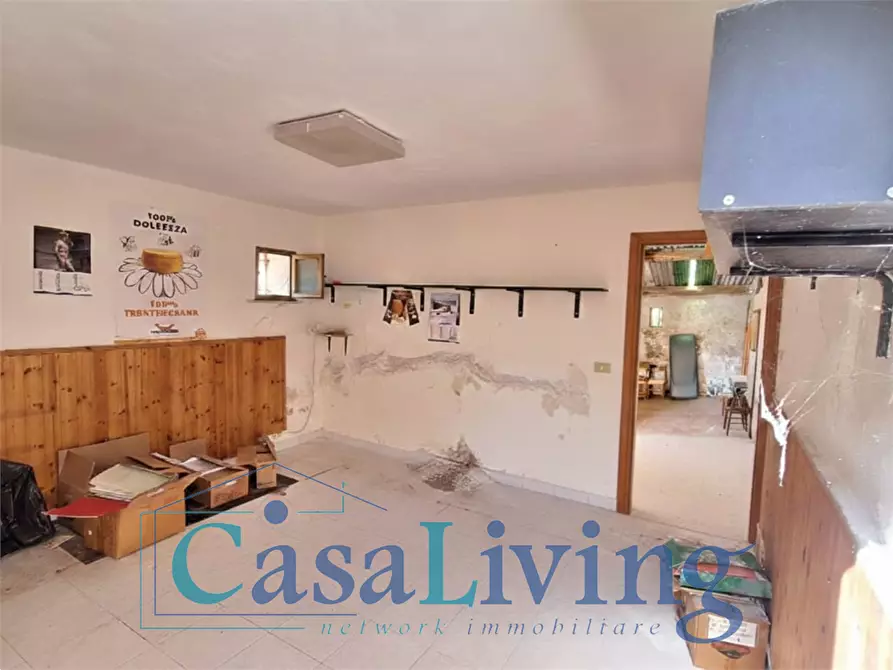 Immagine 39 di Villa in vendita  in via Favara 23 a Monreale