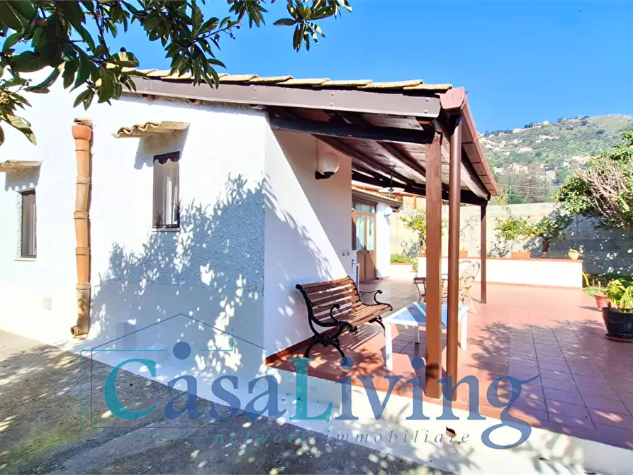Immagine 4 di Villa in affitto  in Vi santicelli a Monreale