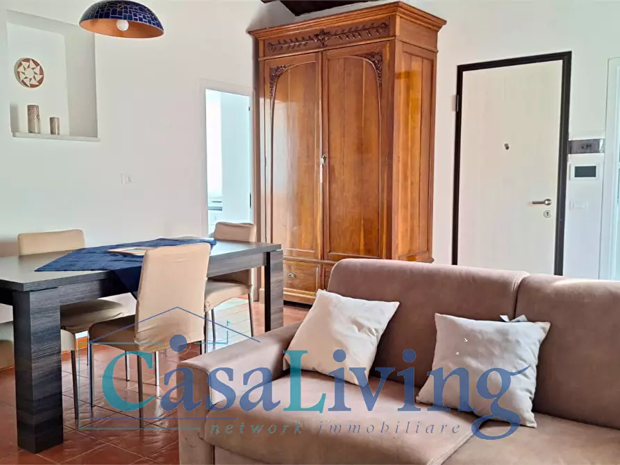 Immagine 11 di Villa in affitto  in Vi santicelli a Monreale