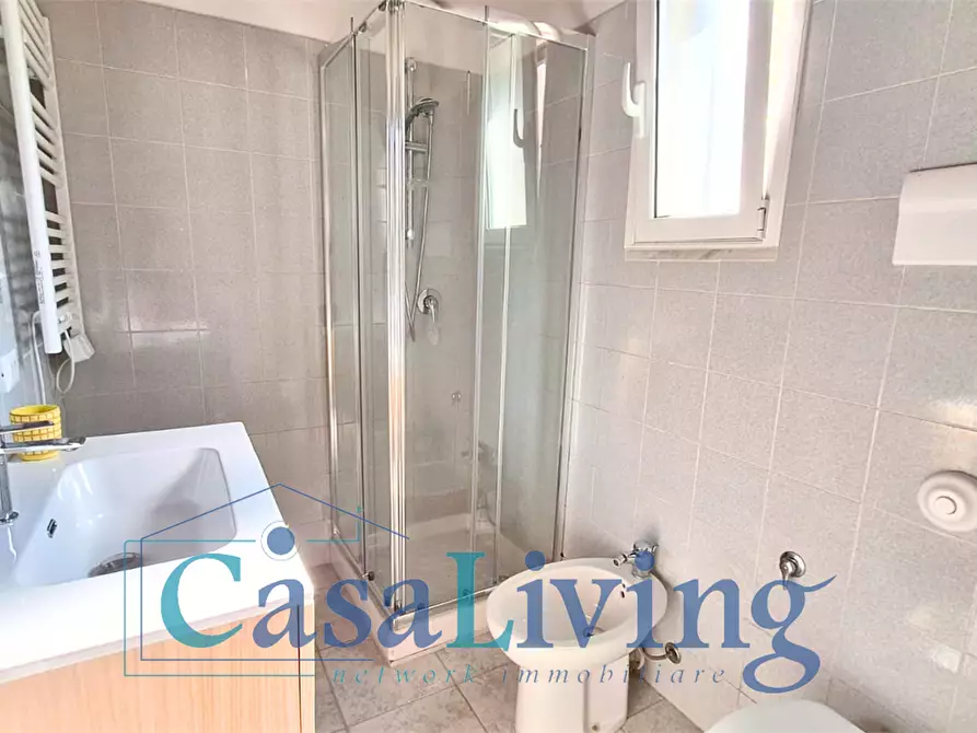 Immagine 19 di Villa in affitto  in Vi santicelli a Monreale