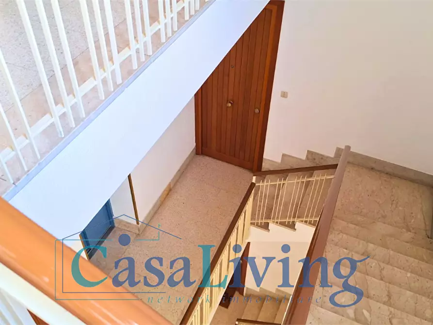 Immagine 36 di Appartamento in vendita  in via aldo moro 18 a Monreale