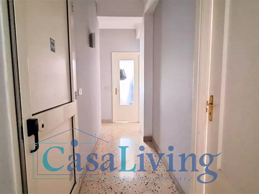 Immagine 10 di Appartamento in affitto  in Via saverio scrofani  15 a Palermo