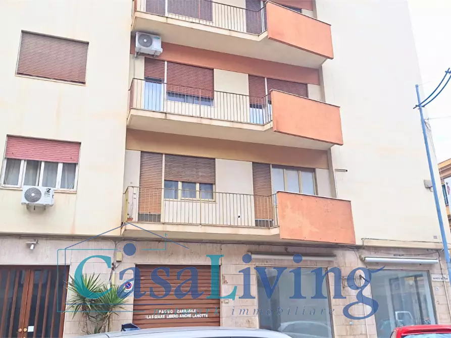 Immagine 16 di Appartamento in affitto  in Via saverio scrofani  15 a Palermo
