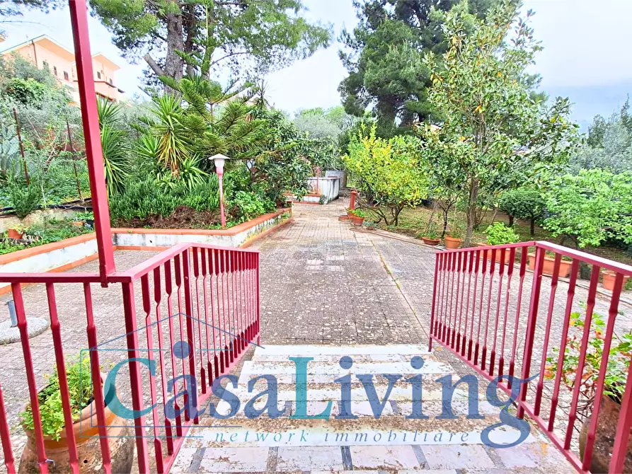 Immagine 34 di Villa in vendita  in via esterna strazzasiti a Monreale