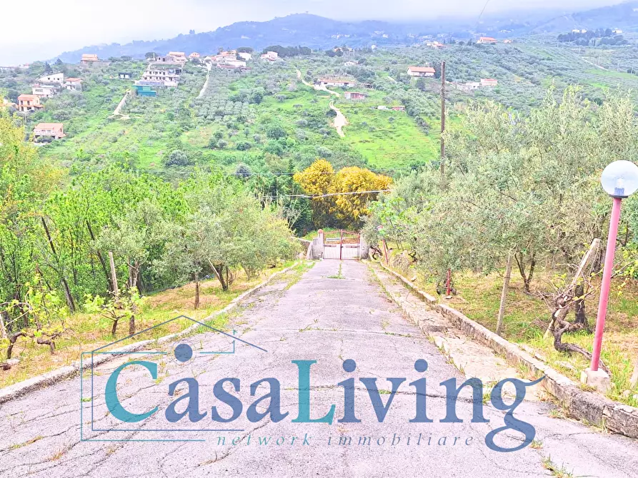 Immagine 39 di Villa in vendita  in via esterna strazzasiti a Monreale