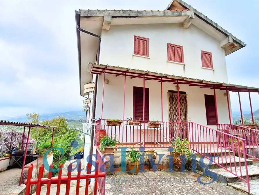 Immagine 40 di Villa in vendita  in via esterna strazzasiti a Monreale