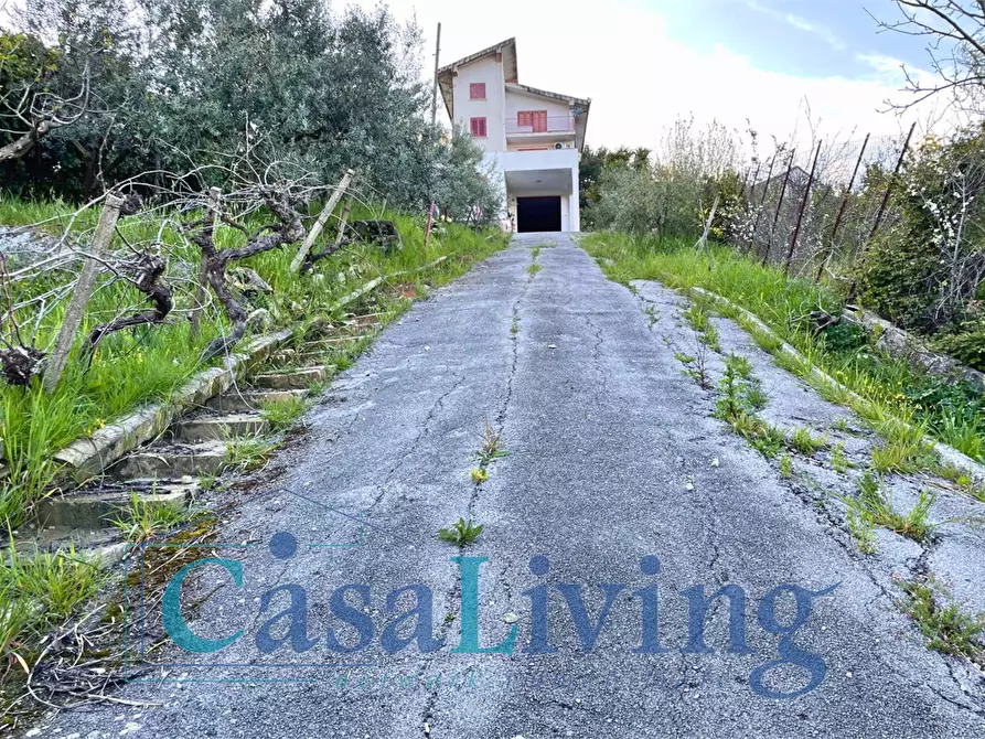 Immagine 42 di Villa in vendita  in via esterna strazzasiti a Monreale