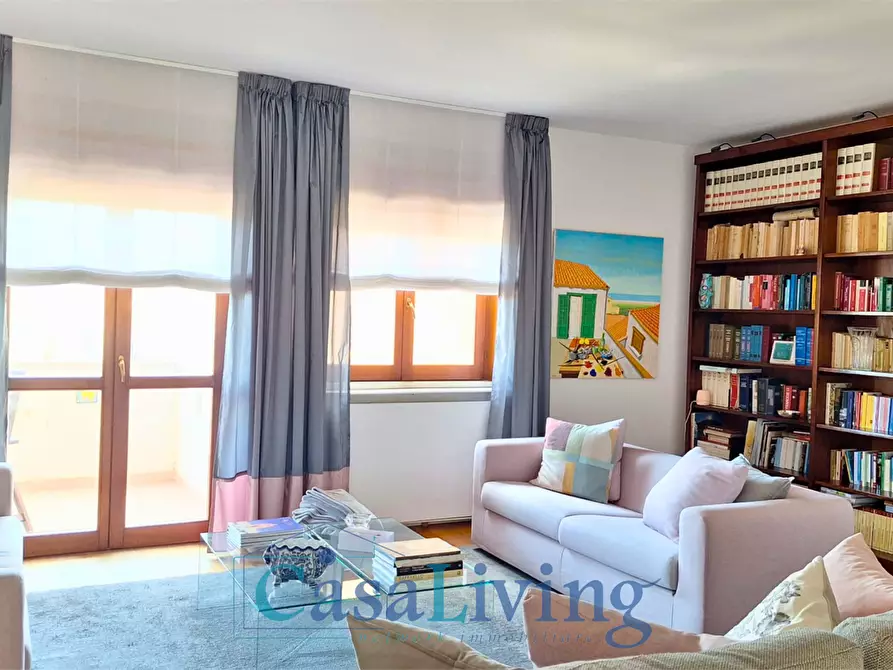 Immagine 4 di Appartamento in vendita  in via guido rossa a Monreale