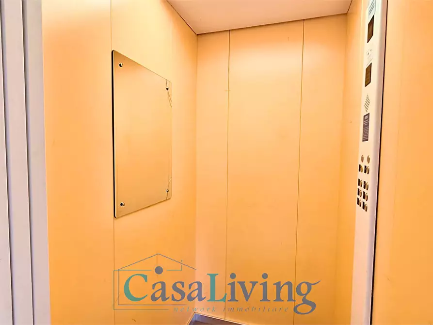 Immagine 36 di Appartamento in vendita  in via guido rossa a Monreale