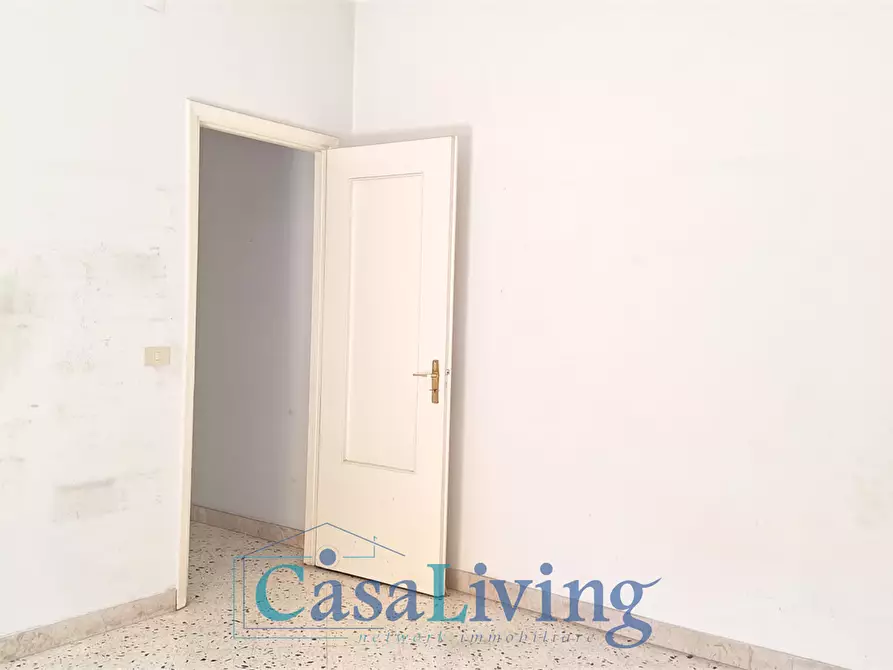 Immagine 15 di Appartamento in affitto  in Via saverio scrofani  15 a Palermo
