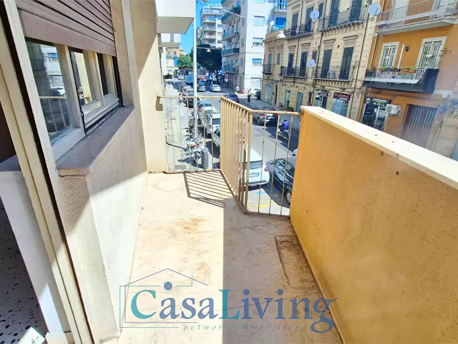 Immagine 22 di Appartamento in affitto  in Via saverio scrofani  15 a Palermo