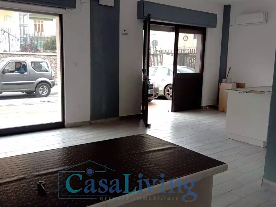 Immagine 12 di Negozio in vendita  in Via Venero  179 a Monreale