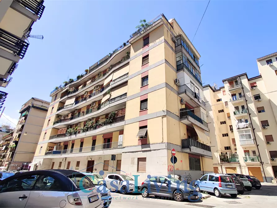 Immagine 2 di Appartamento in vendita  in Via Domenico Trentacoste 34 a Palermo