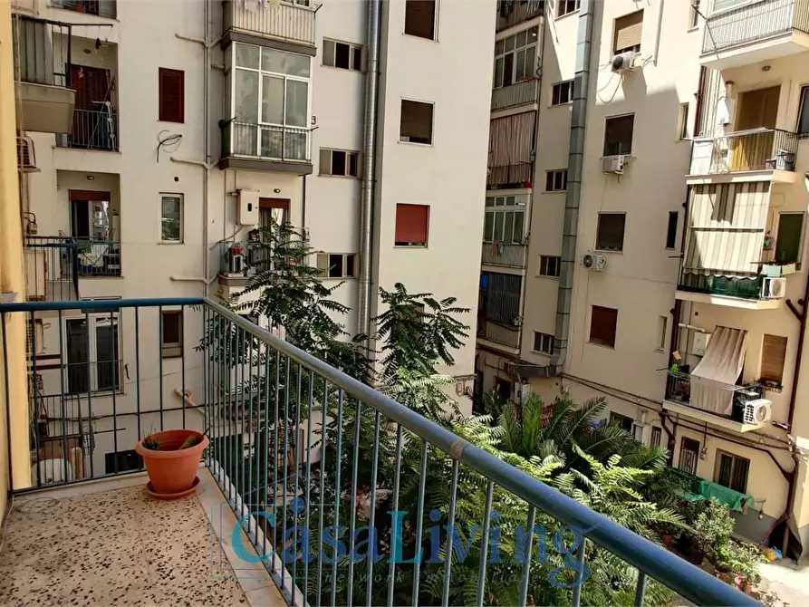 Immagine 9 di Appartamento in vendita  in Via Domenico Trentacoste 34 a Palermo