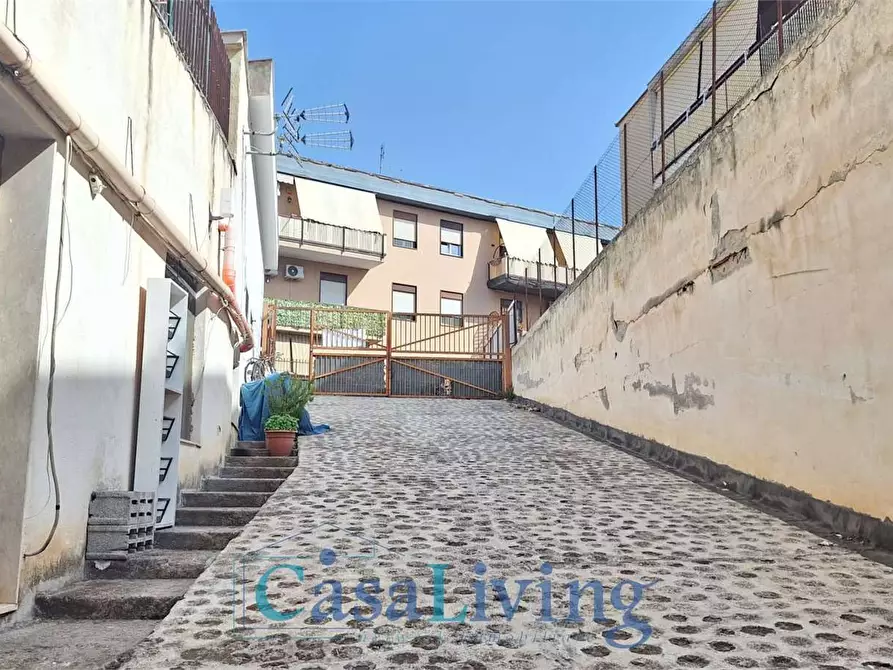 Immagine 5 di Magazzino in vendita  in Via Mario Trapassi 1 a Palermo
