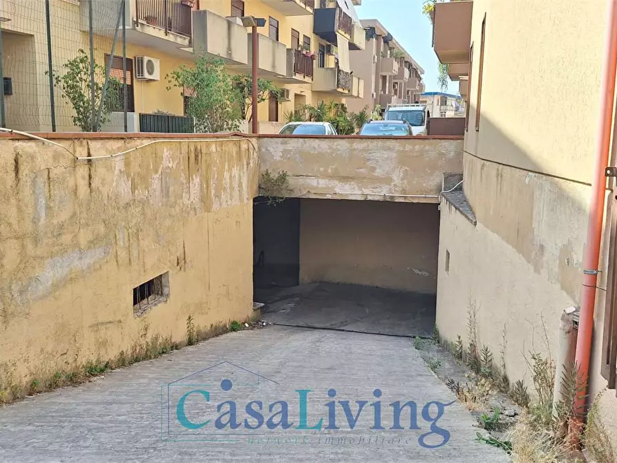 Immagine 4 di Magazzino in vendita  in Via Mario Trapassi 1 a Palermo