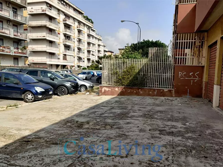 Immagine 20 di Garage in vendita  in VIa Giuseppe Pianell 20 - 30 a Palermo