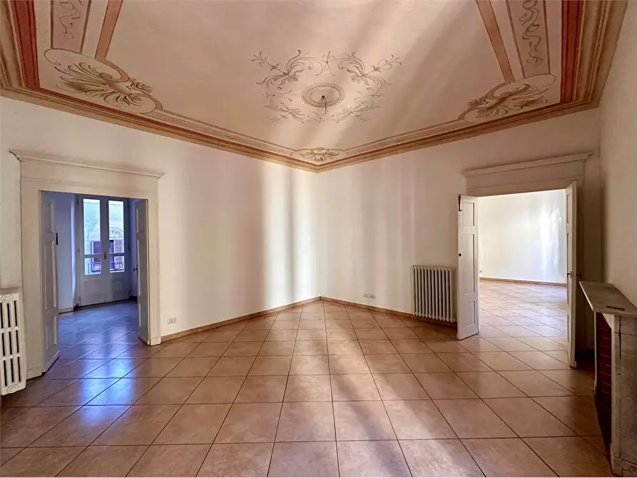 Immagine 1 di Ufficio in affitto  in Via Vittorio Emanuele II a Chieri