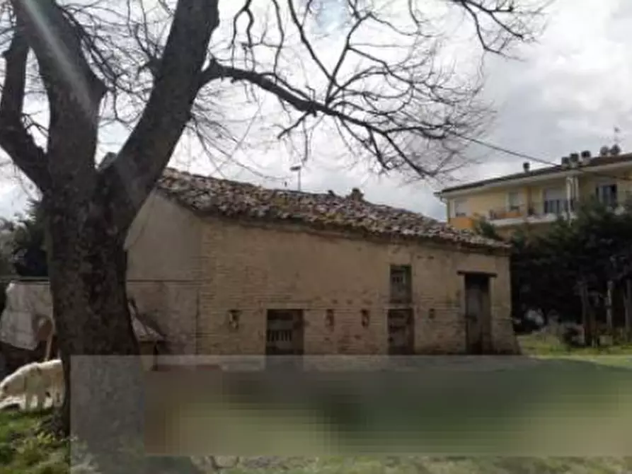 Immagine 3 di Stabile in vendita  in Frazione Saltara -Via Verga 5/a a Colli Al Metauro