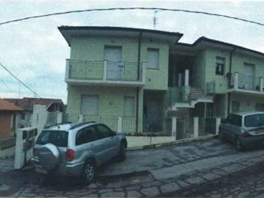 Immagine 1 di Appartamento in vendita  in Frazione Lucrezia - Viale Cadore 3 a Cartoceto