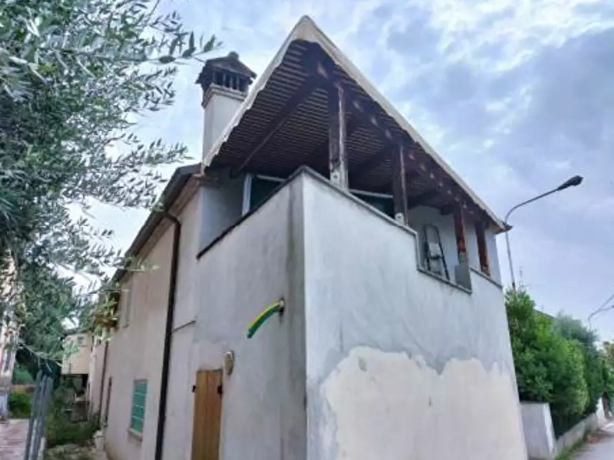 Immagine 2 di Appartamento in vendita  a Colli Al Metauro