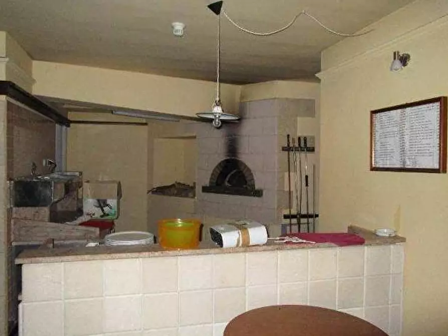 Immagine 6 di Stabile in vendita  in Zona Ledimar, Via delle Rondini  6 a Pesaro