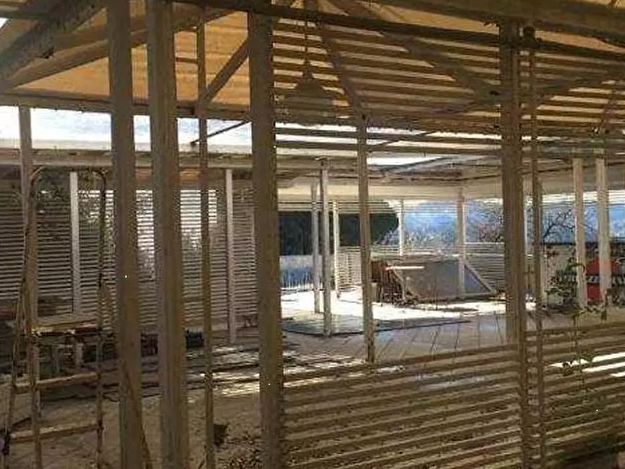 Immagine 16 di Stabile in vendita  in Zona Ledimar, Via delle Rondini  6 a Pesaro