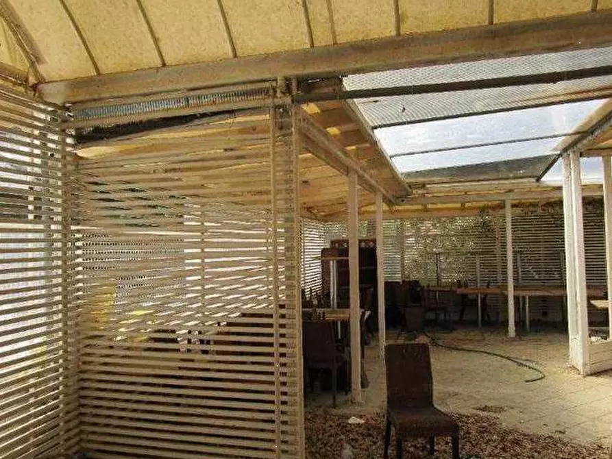 Immagine 18 di Stabile in vendita  in Zona Ledimar, Via delle Rondini  6 a Pesaro