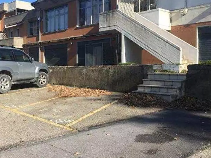 Immagine 20 di Stabile in vendita  in Zona Ledimar, Via delle Rondini  6 a Pesaro