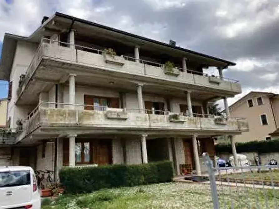 Immagine 1 di Appartamento in vendita  in Frazione Gadana - Via della Nocetta  10 a Urbino