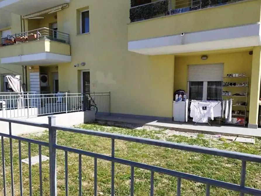 Immagine 1 di Appartamento in vendita  in  Valle 13 A a Petriano