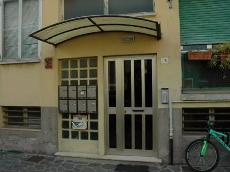 Immagine 1 di Appartamento in vendita  in via nievo 3 a Rimini