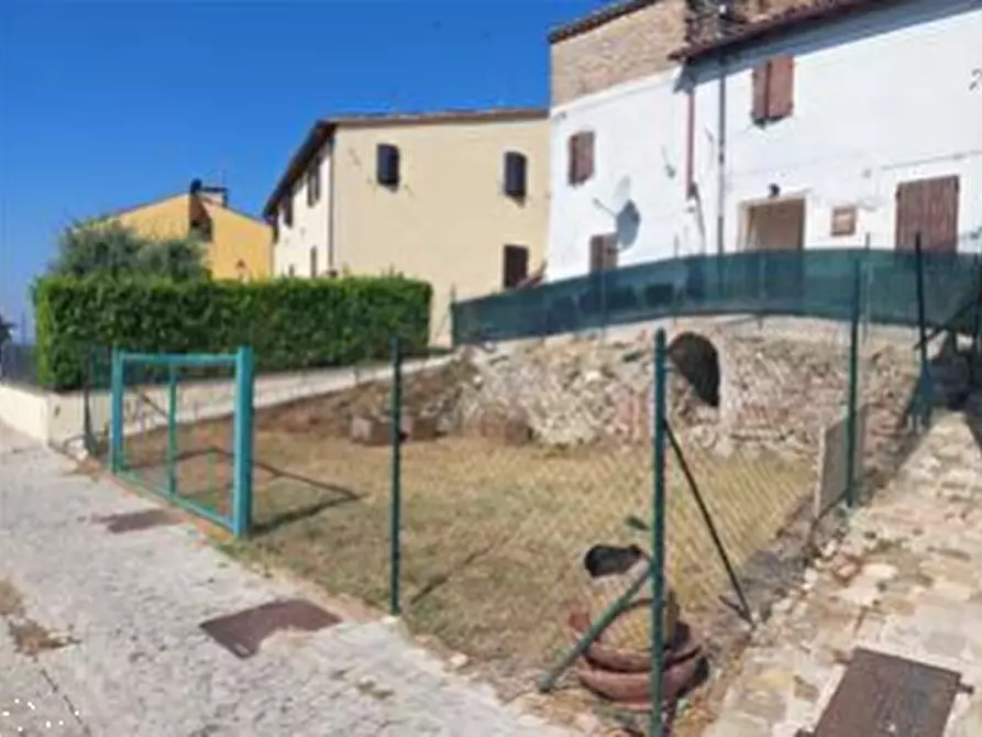 Immagine 1 di Terreno agricolo in vendita  in Frazione Montefabbri - Via Delle Mura  snc a Vallefoglia