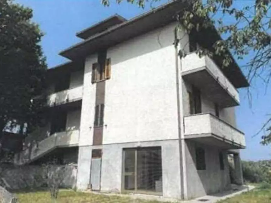 Immagine 3 di Appartamento in vendita  in Via Borgo snc a Montefelcino