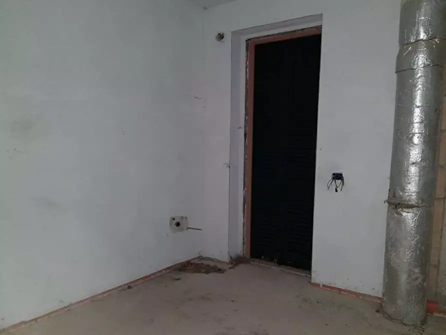 Immagine 6 di Appartamento in vendita  in Via Rossini a Serra Sant'abbondio