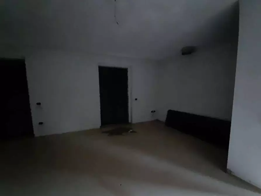 Immagine 2 di Appartamento in vendita  in Via Rossini a Serra Sant'abbondio