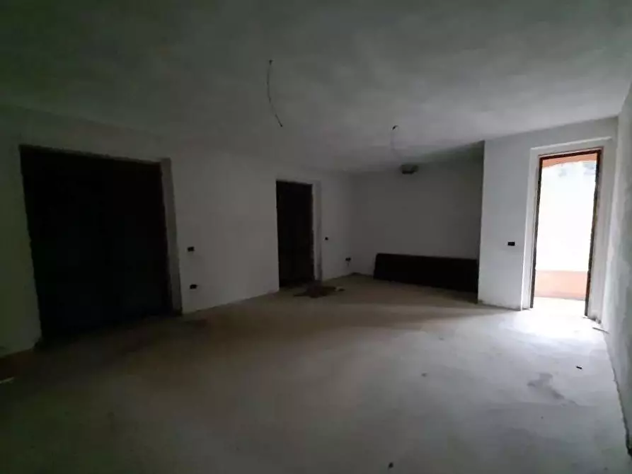 Immagine 3 di Appartamento in vendita  in Via Rossini a Serra Sant'abbondio