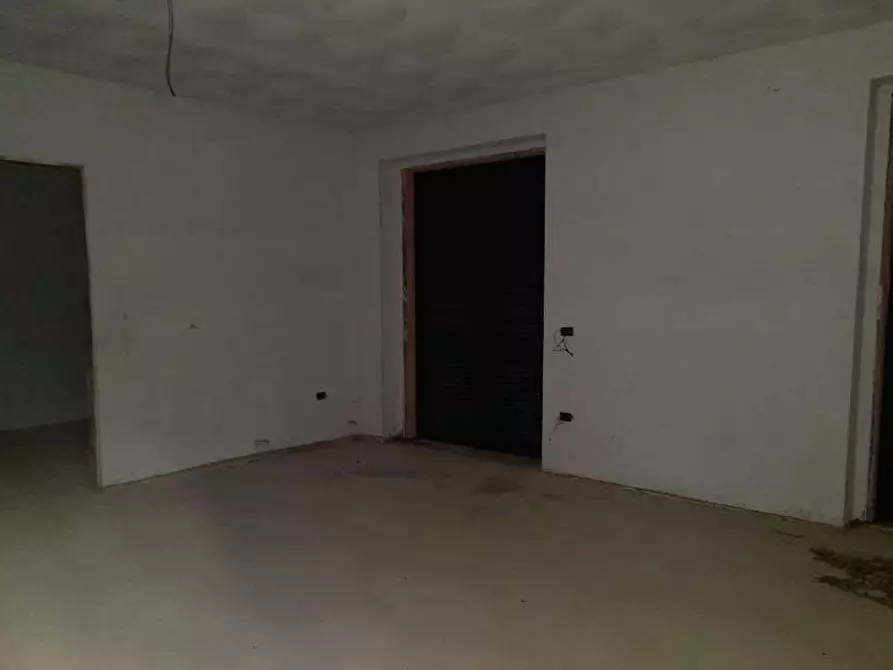 Immagine 4 di Appartamento in vendita  in Via Rossini a Serra Sant'abbondio