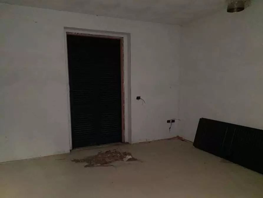 Immagine 6 di Appartamento in vendita  in Via Rossini a Serra Sant'abbondio