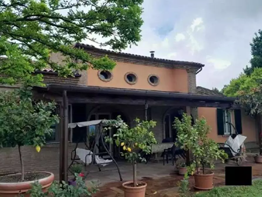 Immagine 1 di Rustico / casale in vendita  in Contrada Ronchi 17 a Mondavio