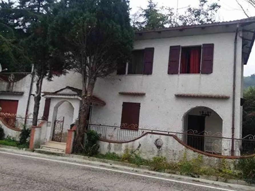 Immagine 1 di Appartamento in vendita  in Via Pontevecchio 25 a Vallefoglia