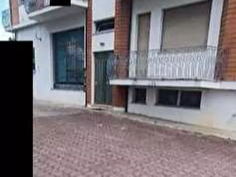 Immagine 1 di Appartamento in vendita  in Via Flaminia   29 a Fermignano