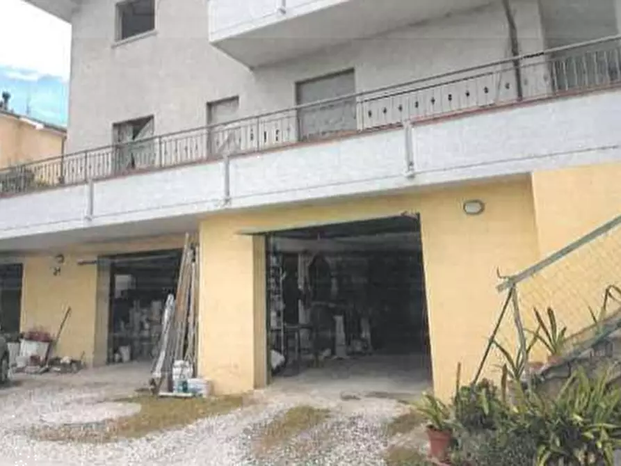 Immagine 3 di Casa indipendente in vendita  in Frazione Colbordolo - Via Vittorio Veneto snc  snc a Vallefoglia